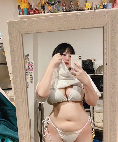 Yinnxmuayy high quality pornstar pictures