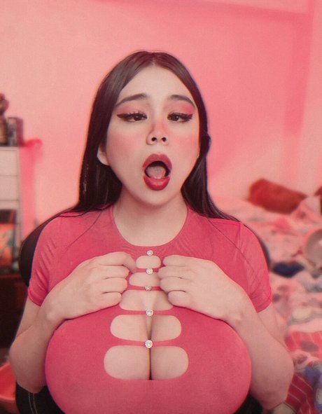 Arlene Negative model hot photos