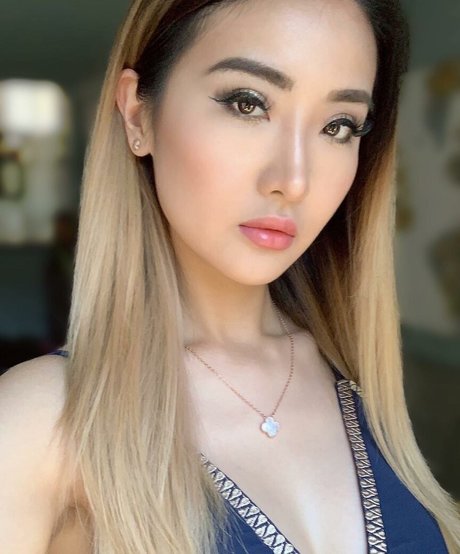 Emily108 pornstar best pic