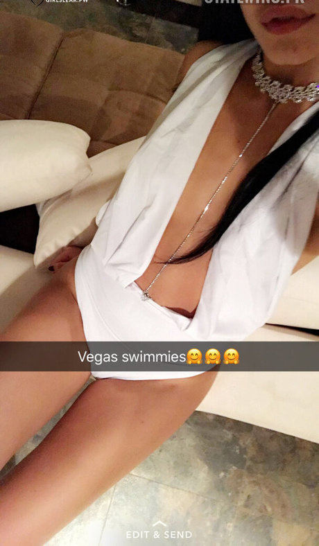 Madelyn Karoub star naked photo