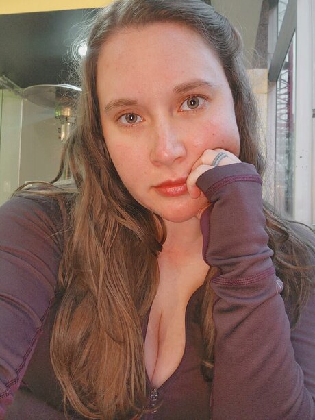 Alex Ohh exclusive model photo