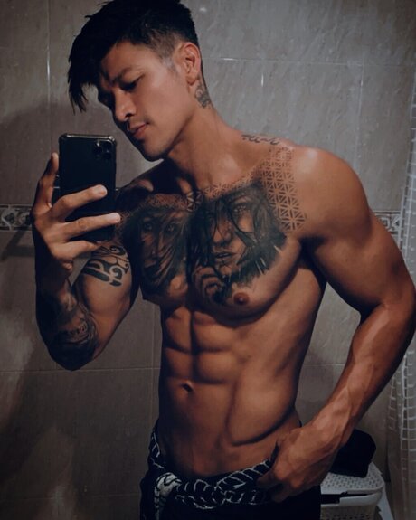 Mister JHOMXXL TOP 0 9 of All Creators high quality model images