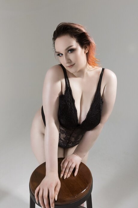 Wisperia free actress pics