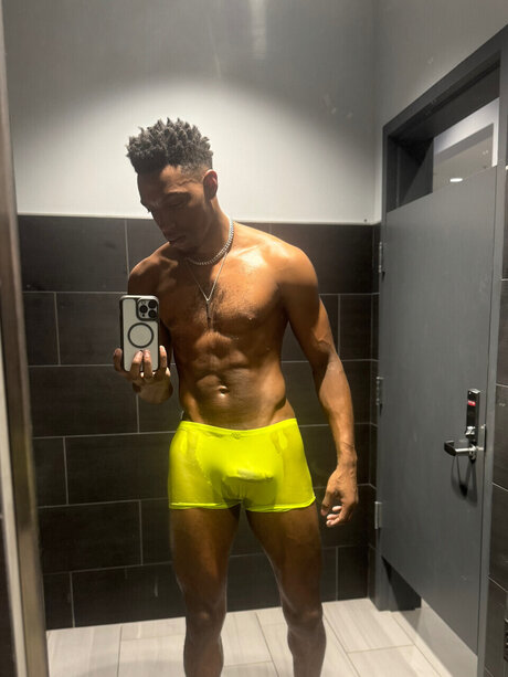 Jordan Boyd model nude photo