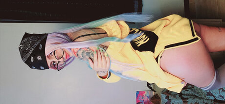 Babe Wolf erotic pornstar photos