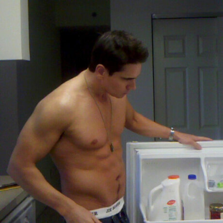 the Whole Nine Yards erotic actress image