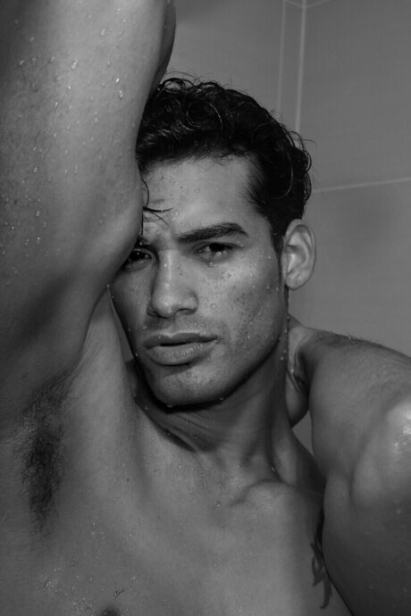 Marcoantonioxxl sexy model pic