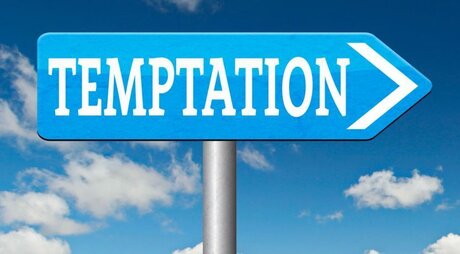 AWildSub naked star photos