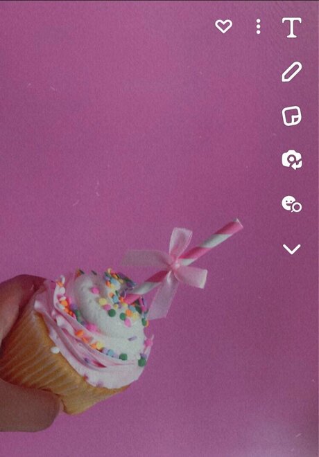 Tikki Bar star adult images