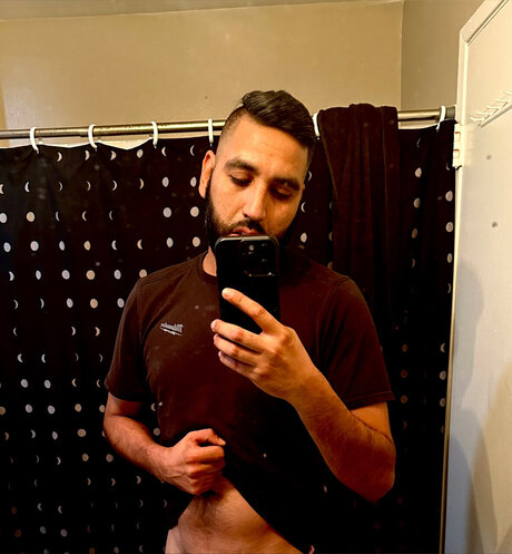 Sinful One nice actress img