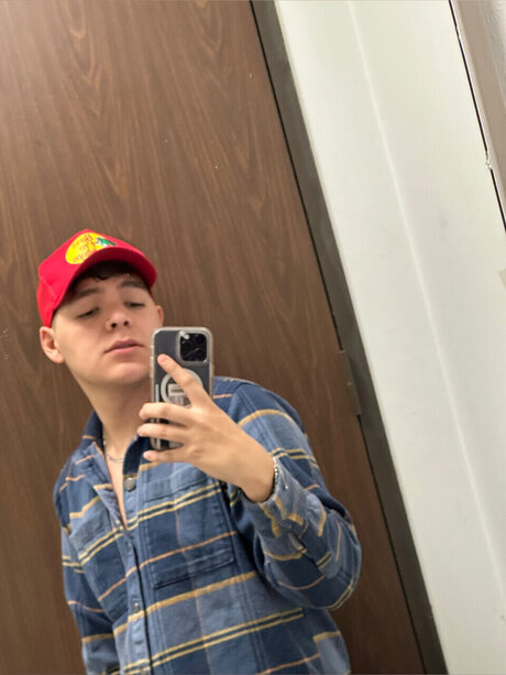 kxngvxng model nudes image