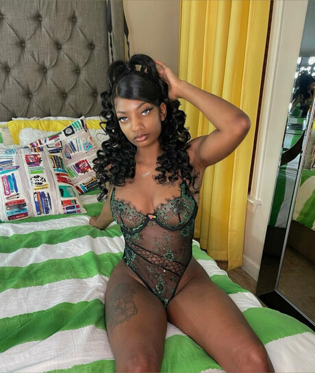 AneciaO pornstar hd pictures