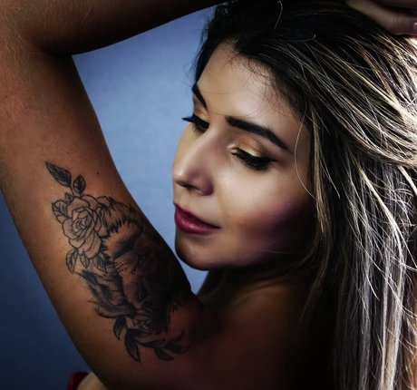 samanttha s naked model pics