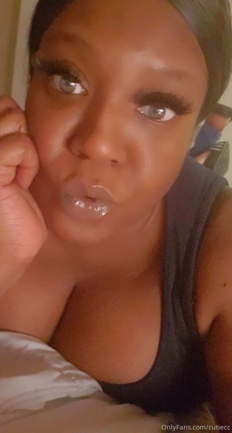 cutiecc erotic pornstar pics
