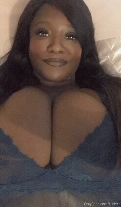 cutiecc exclusive pornstar pic