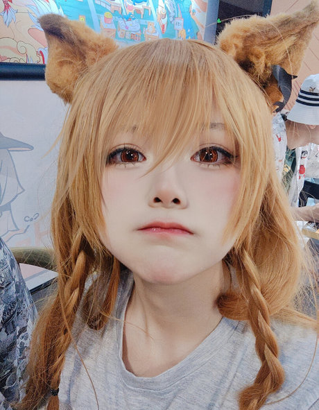 Lilium725 adult model pics