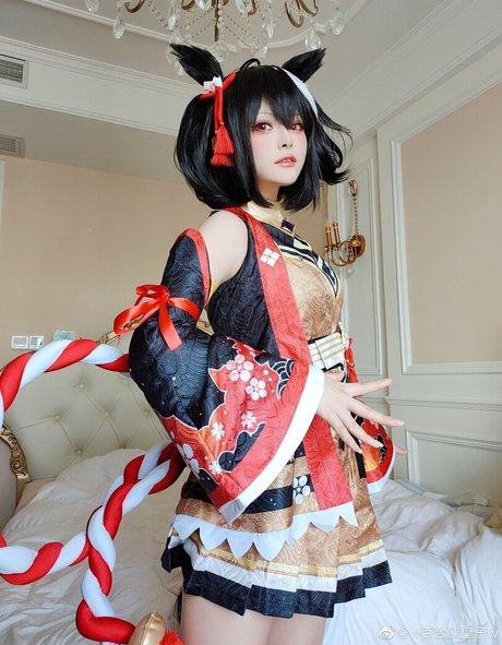 Lilium725 adult model pic