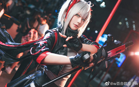 Lilium725 nude actress image