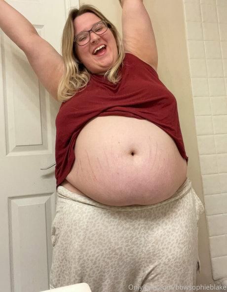 bbwsophieblake nude model pictures