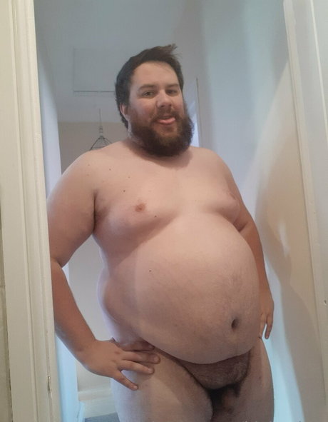 bighogboy model naked image