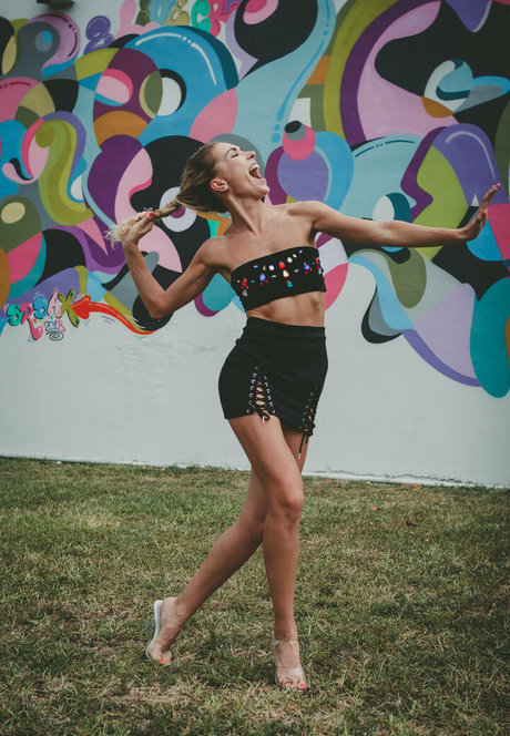 dancewithana hd model img