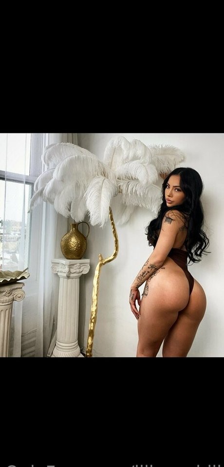 lilkymchiii model pretty photos