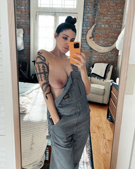 prettysadiereed model erotic img