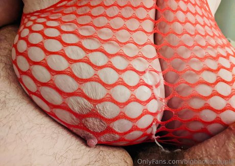 bigboobscouple exclusive star pics