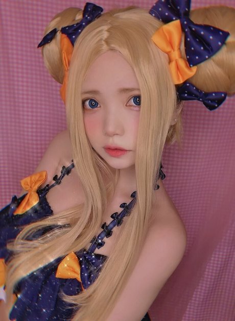 miu cosplayer art actress images