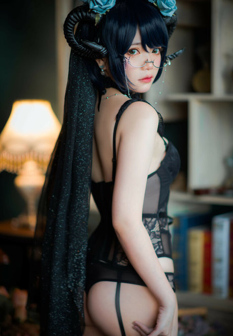 miu cosplayer pornstar nudes gallery