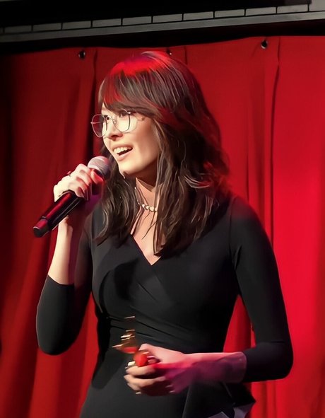 Jaiden Dittfach star sexy image