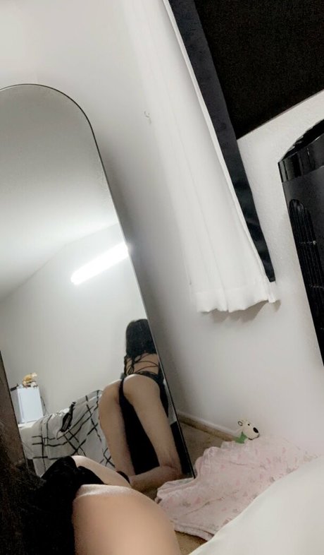 yunaiyahox model xxx pic