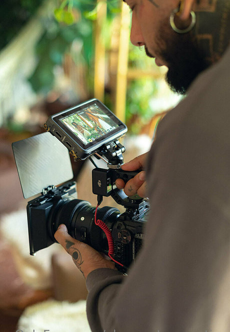 ohrangutangerotica model hot picture