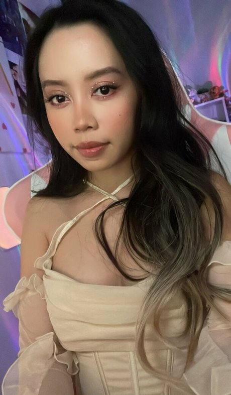 Kimmie D naked star image