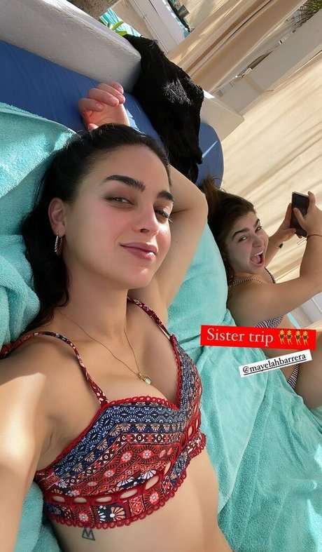 Melissa Barrera star sexy img