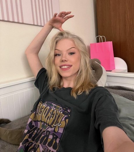 Sonyaplush thumbnail