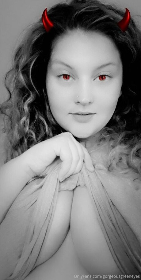 gorgeousgreeneyes star beautiful galleries