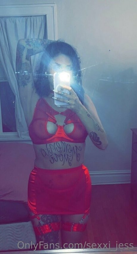 sexxi jess beautiful actress img