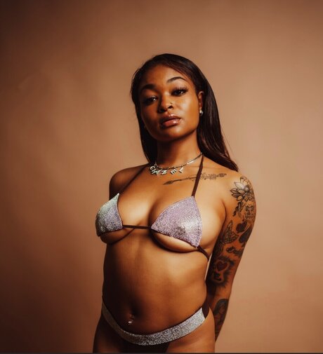 BombCHANEL naked actress images