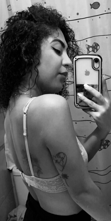 Miila 26 model adult photos