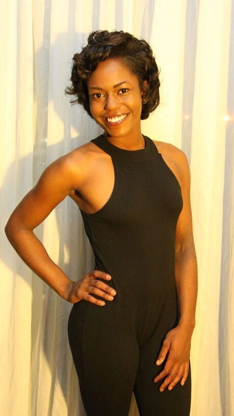 CreamySweetz star erotic photos