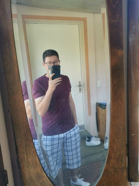 SwissDude naked actress galleries