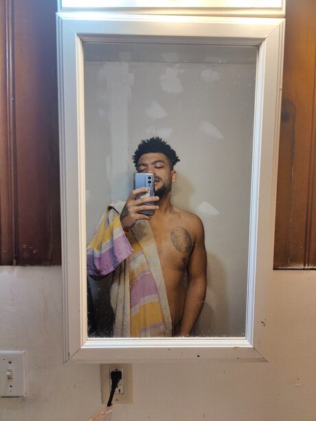 Mikelowreymighthit erotic pornstar gallery