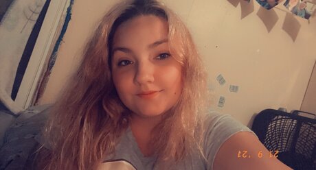 Curvygoddessedwards2001 naked actress photos