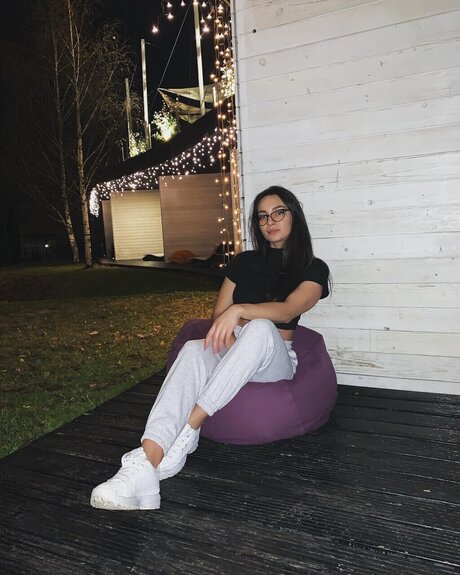 Bianca Bucur beautiful star photo