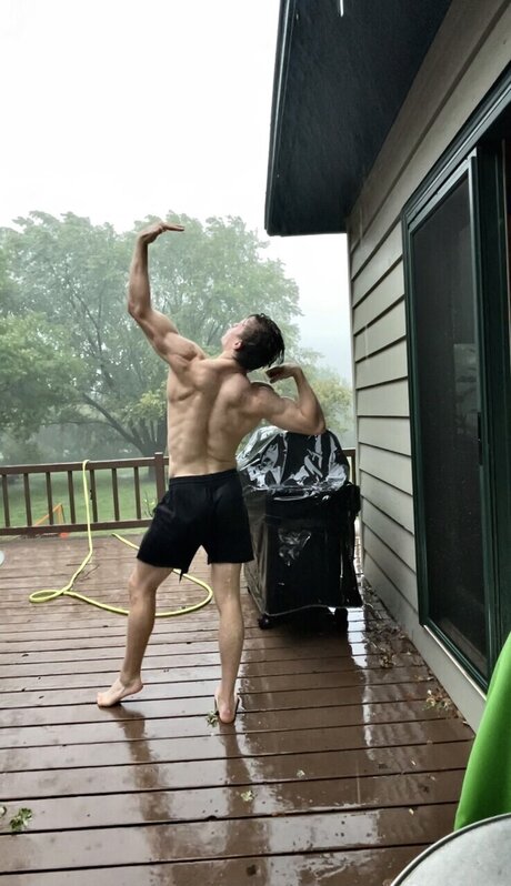 Jeloov gabum model free images