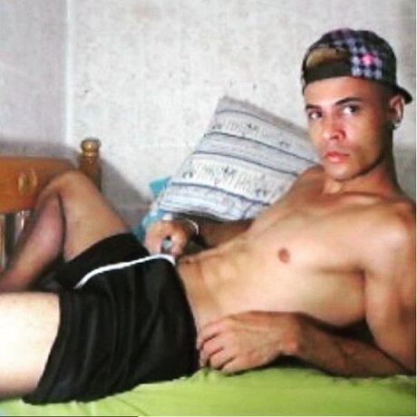 BethO pornstar hd pics