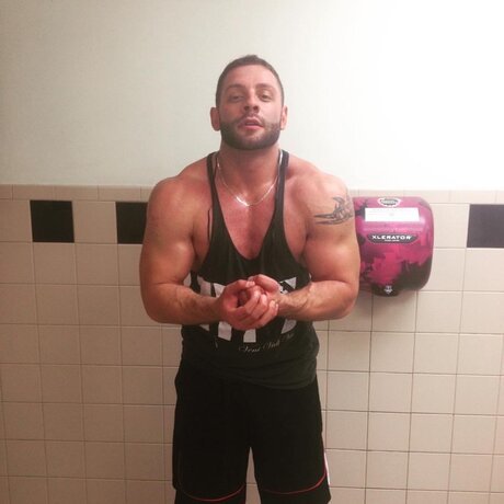 Itallianstallion perfect pornstar pic