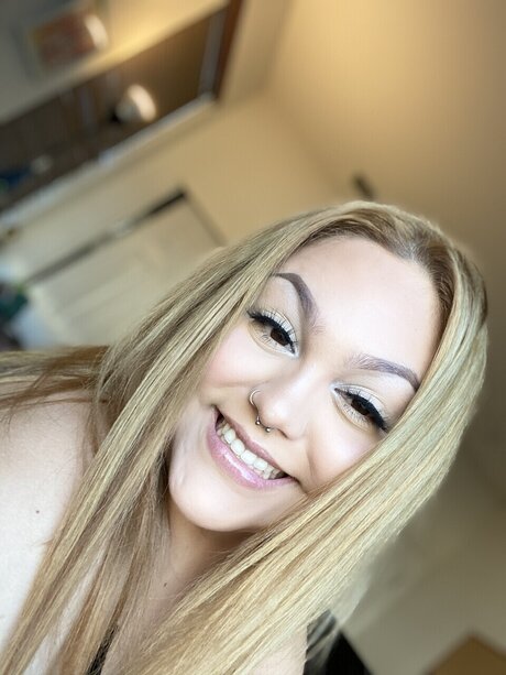 momo_ erotic pornstar pictures