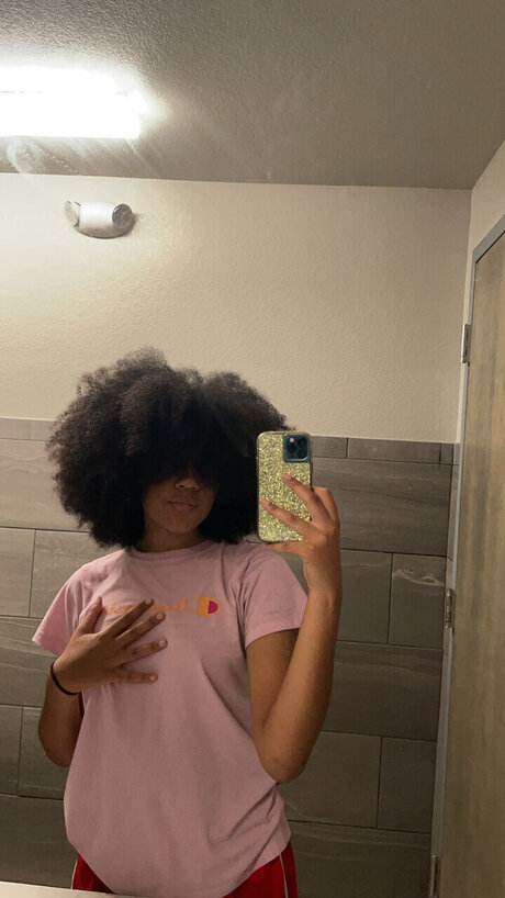 Baby Lilith model naked images